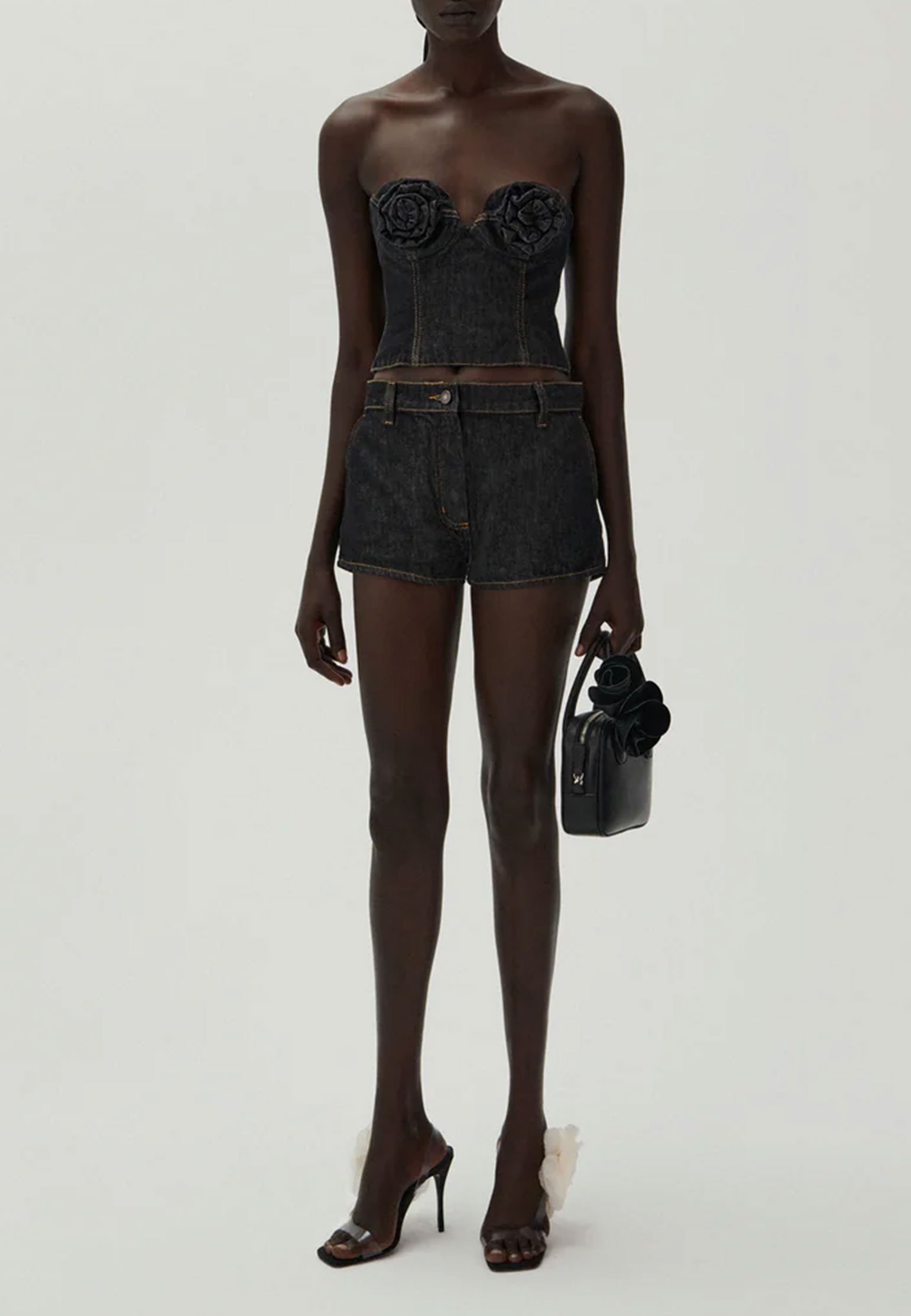 Shorts MAGDA BUTRYM Color: black (Code: 3605) in online store Allure