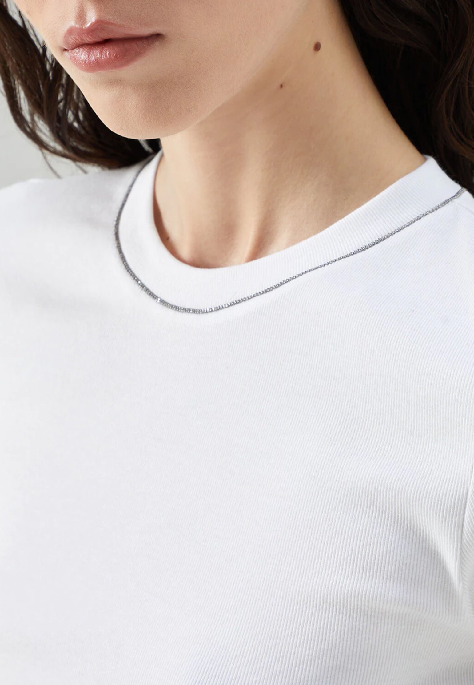 T-Shirt BRUNELLO CUCINELLI Color: white (Code: 632) in online store Allure