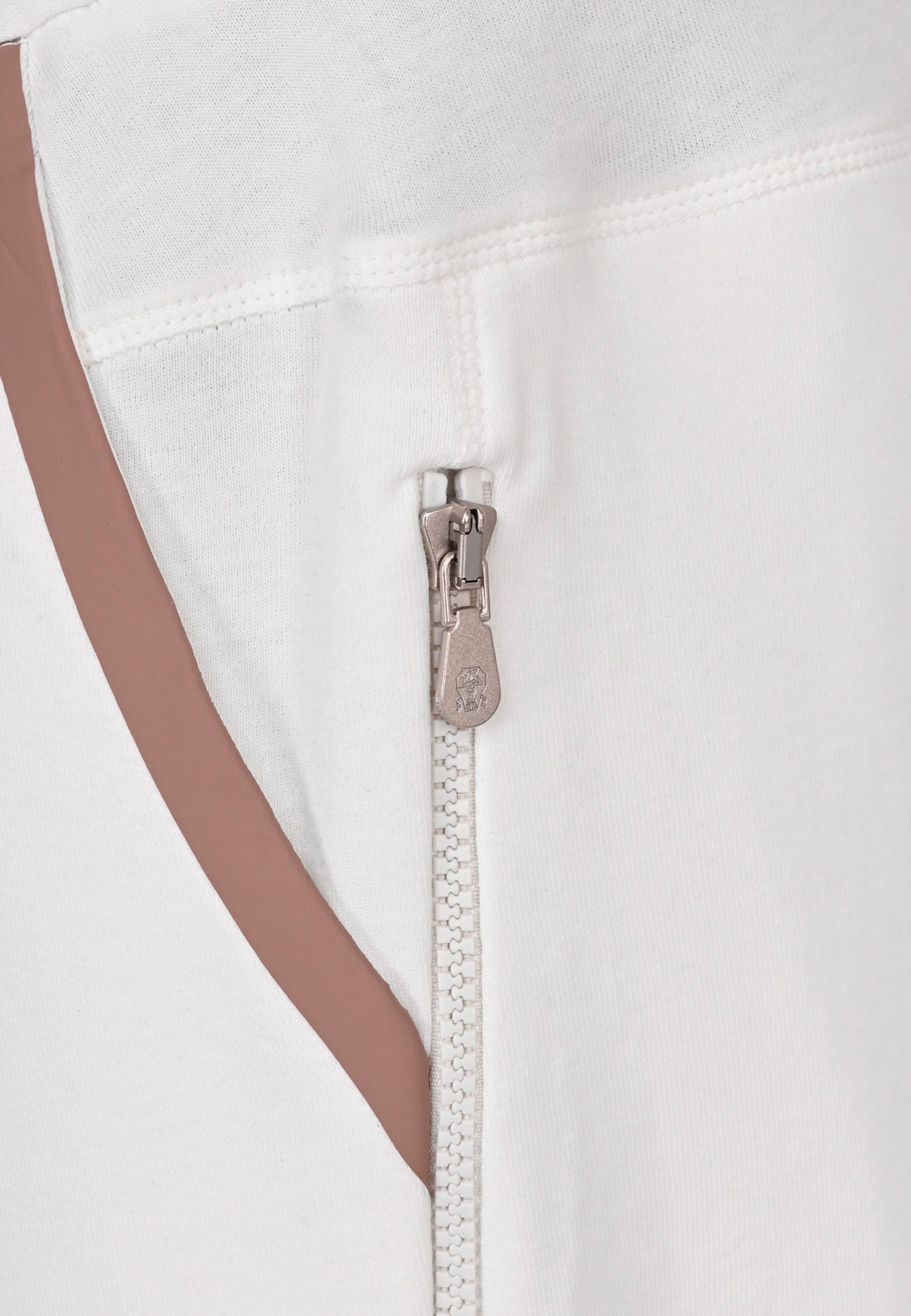 Pants BRUNELLO CUCINELLI Color: white (Code: 210) in online store Allure