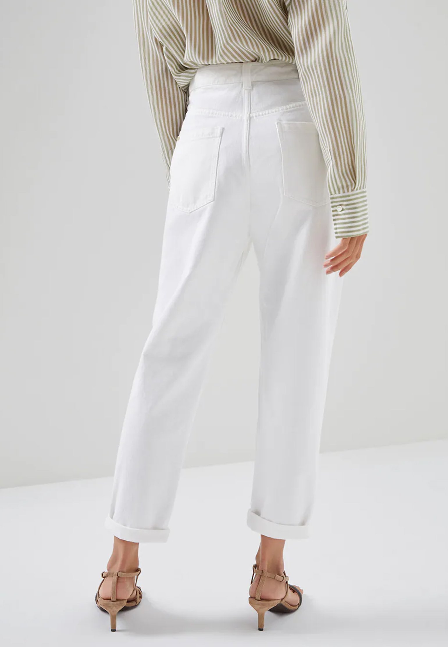 Jeans BRUNELLO CUCINELLI Color: white (Code: 616) in online store Allure