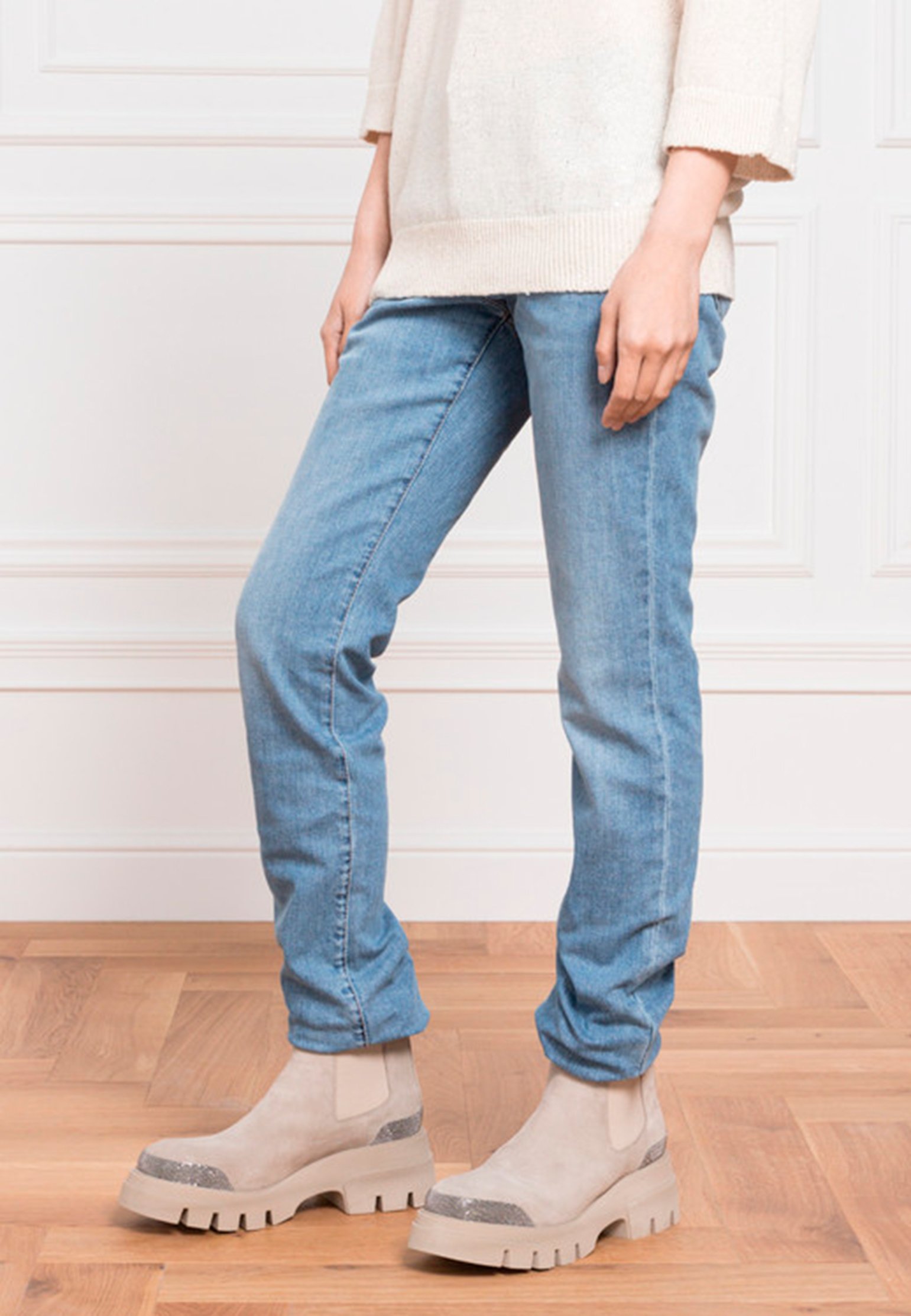 Pantalone BRUNELLO CUCINELLI Color: blue (Code: 617) in online store Allure