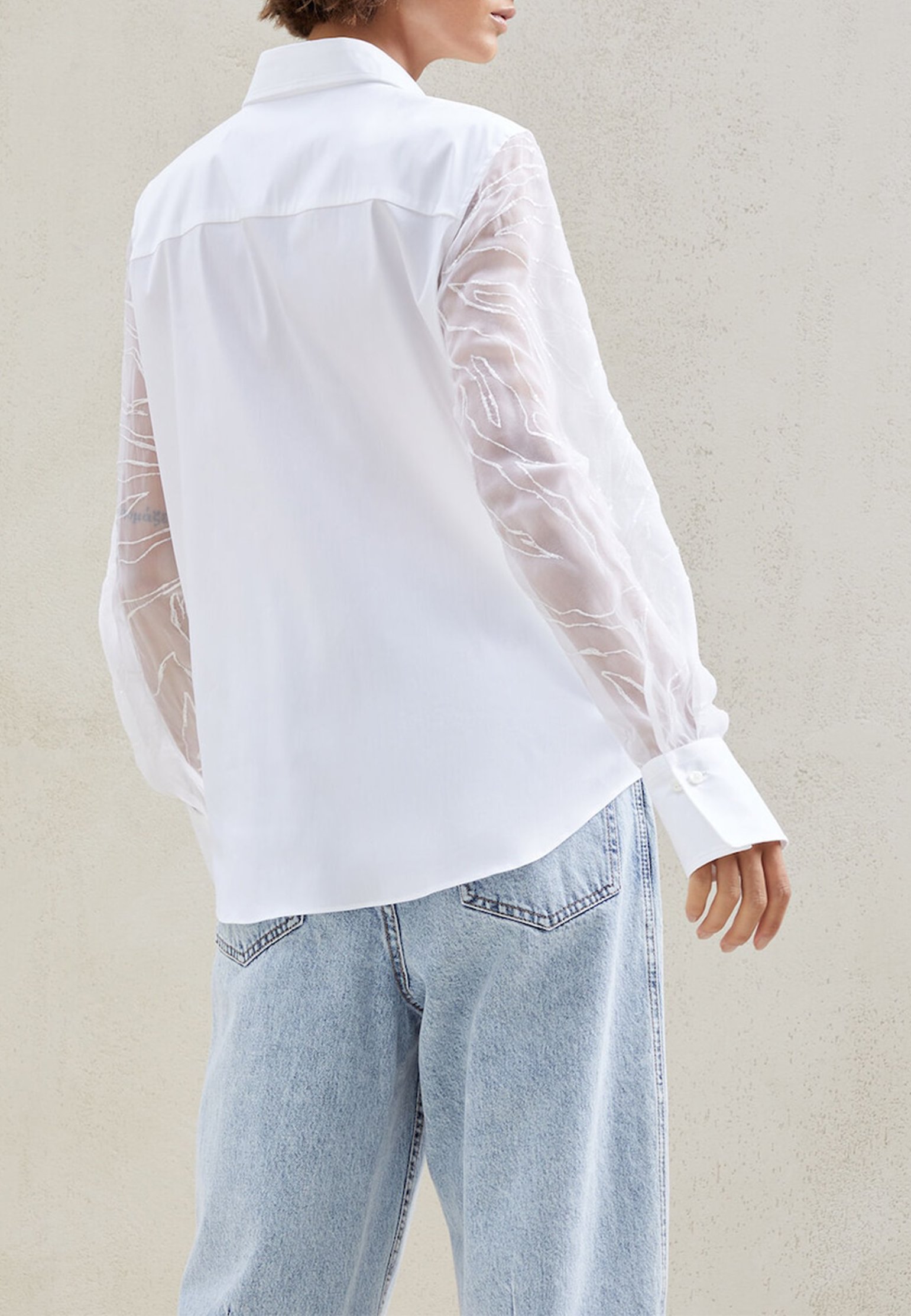 Shirt BRUNELLO CUCINELLI Color: white (Code: 613) in online store Allure